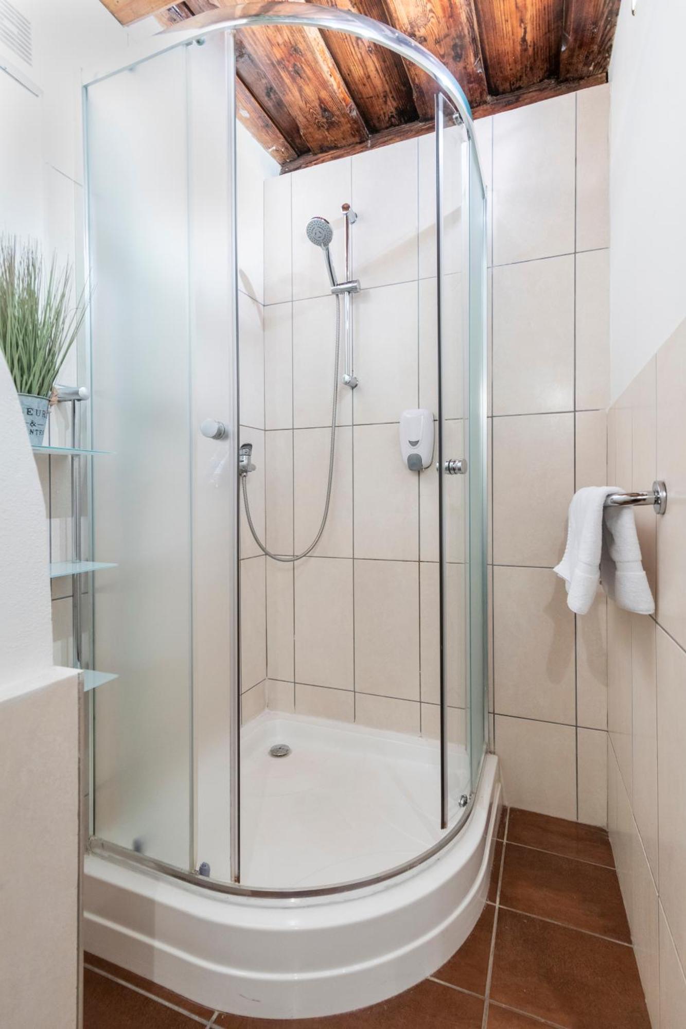 20 Seconds To Charles Bridge Apartment ปราก ภายนอก รูปภาพ