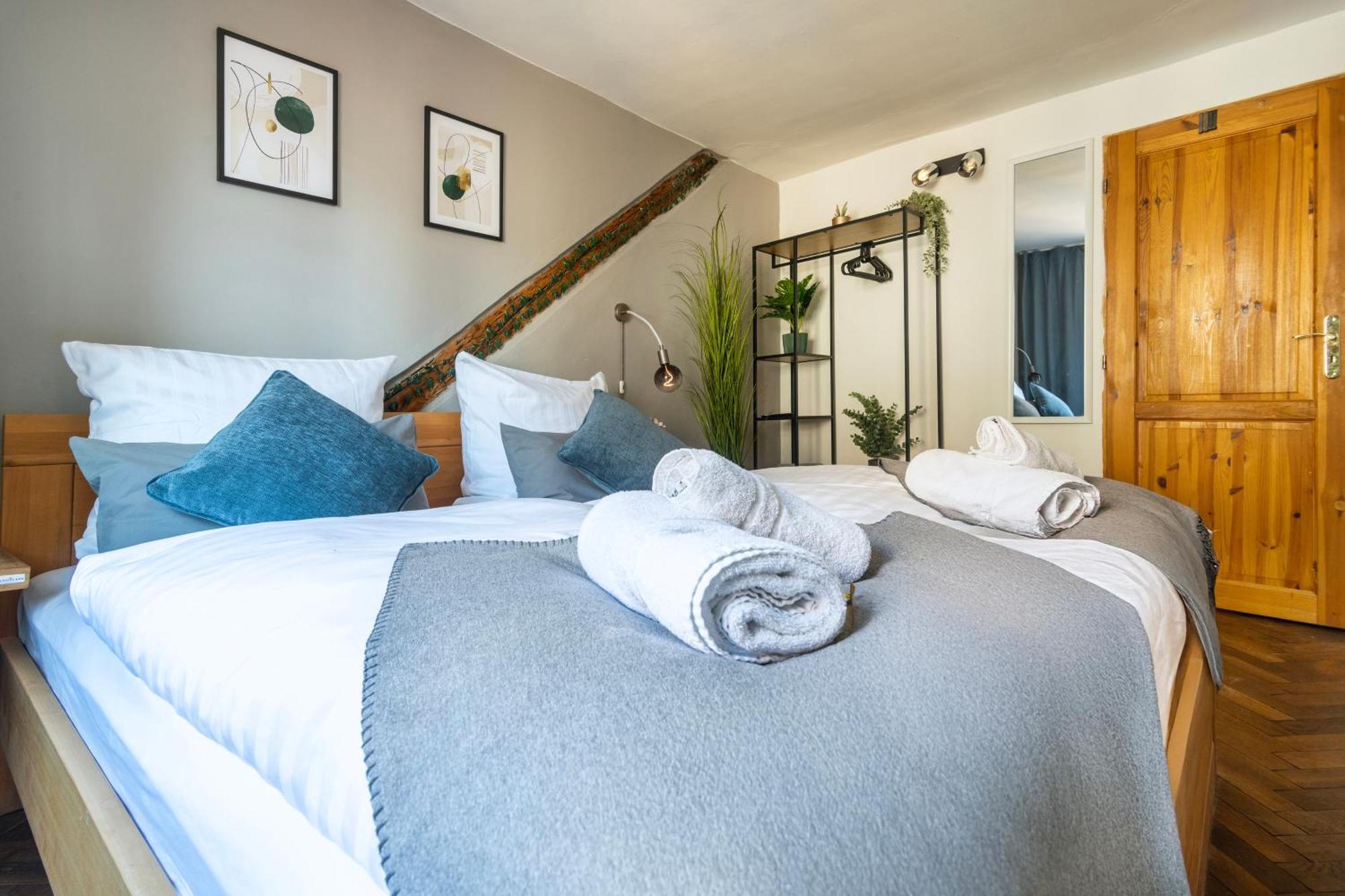 20 Seconds To Charles Bridge Apartment ปราก ภายนอก รูปภาพ
